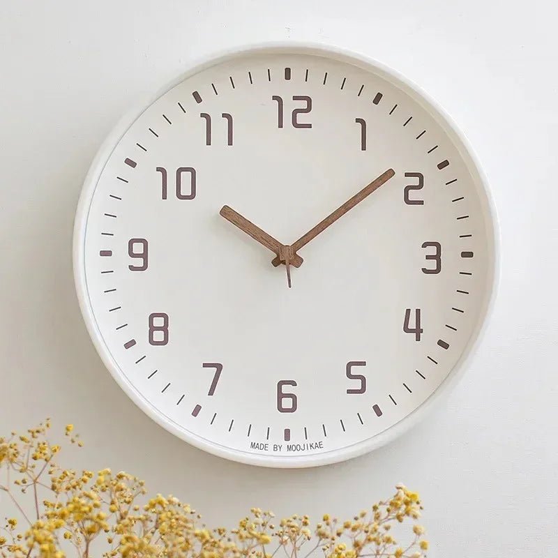 Leise Bambus Wanduhr für Schlafzimmer und ruhige Räume
