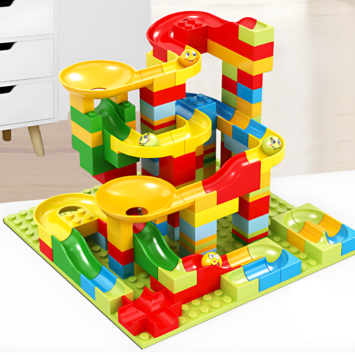 Children's toy marble run construction set for creative play