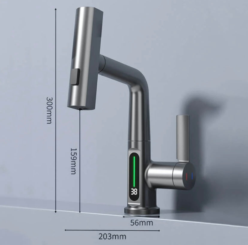 Flexible kitchen faucet with display – 360° rotatable &amp; 5 spray patterns