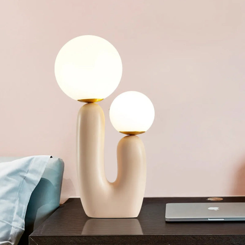 Scandinavian resin table lamp for children's and bedrooms