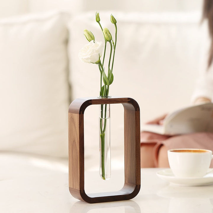 Vase Aus Glasröhren Mit Holzrahmen Für Stecklinge
