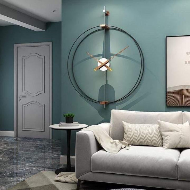Minimalist metal wall clock – Open design with bronze hands
