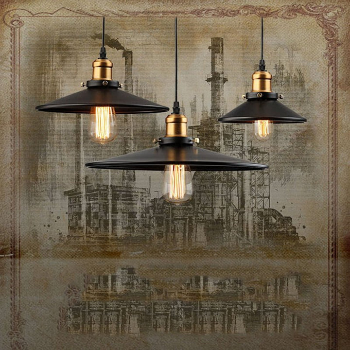 Adjustable pendant light in industrial style