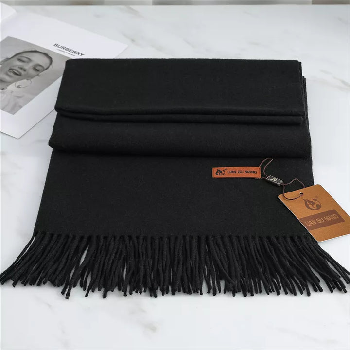 Women's Cashmere Scarf with Classic Design
