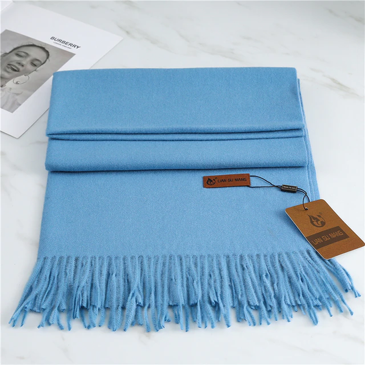 Women's Cashmere Scarf with Classic Design