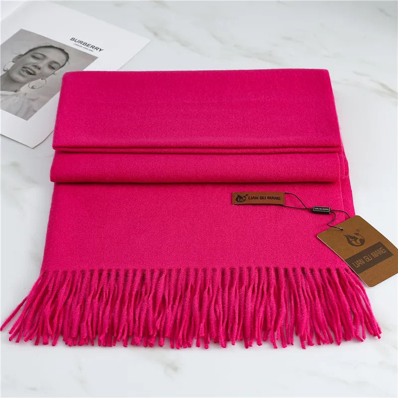 Women's Cashmere Scarf with Classic Design