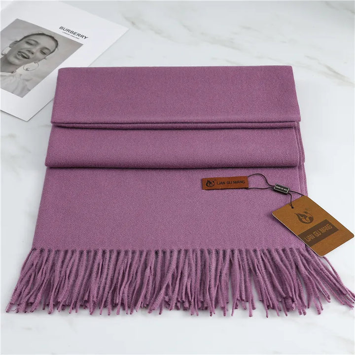 Women's Cashmere Scarf with Classic Design