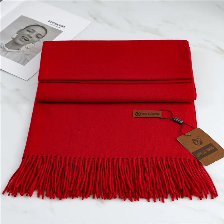 Women's Cashmere Scarf with Classic Design