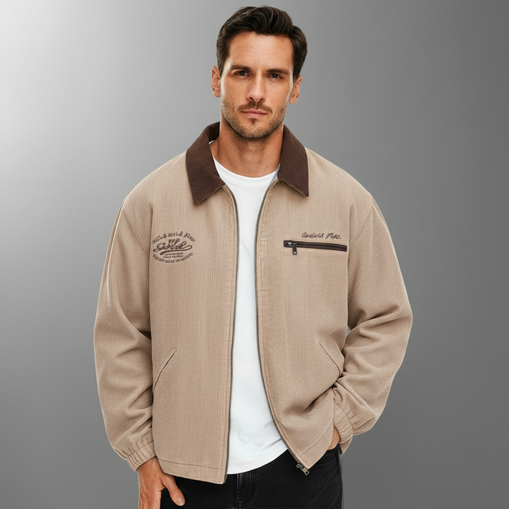 Men's transitional jacket with modern zipper design