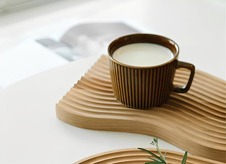 Small tray – Modern wooden design for stylish accents