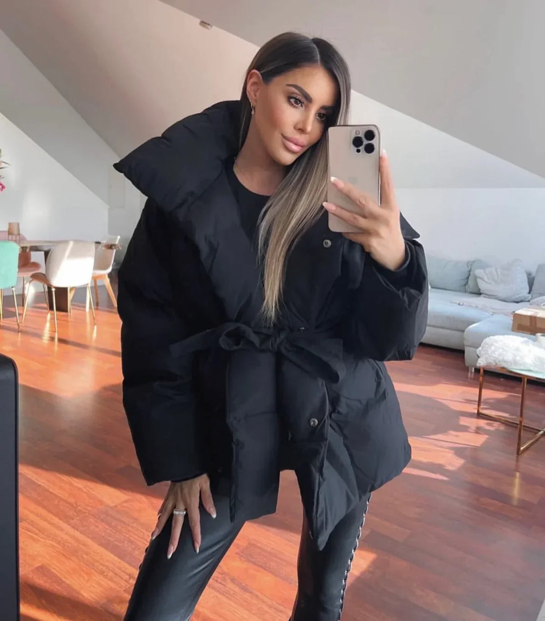 Women's quilted jacket with belt and stand-up collar 