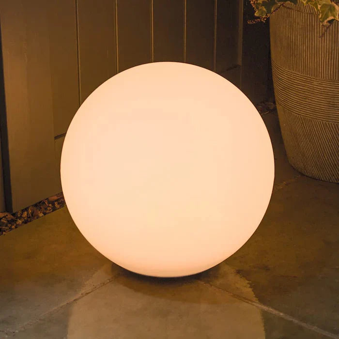 Solar-powered globe light for garden and patio 