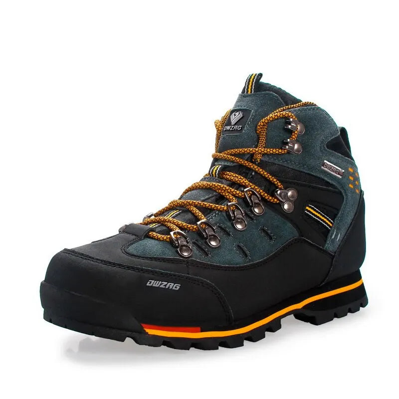 Men's hiking boots with a robust design
