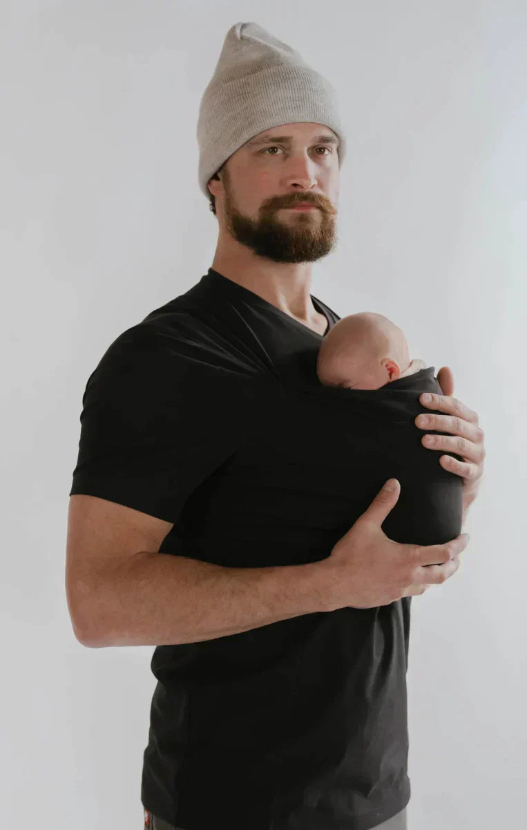 T-shirt baby carrier – comfortable, stylish &amp; breathable