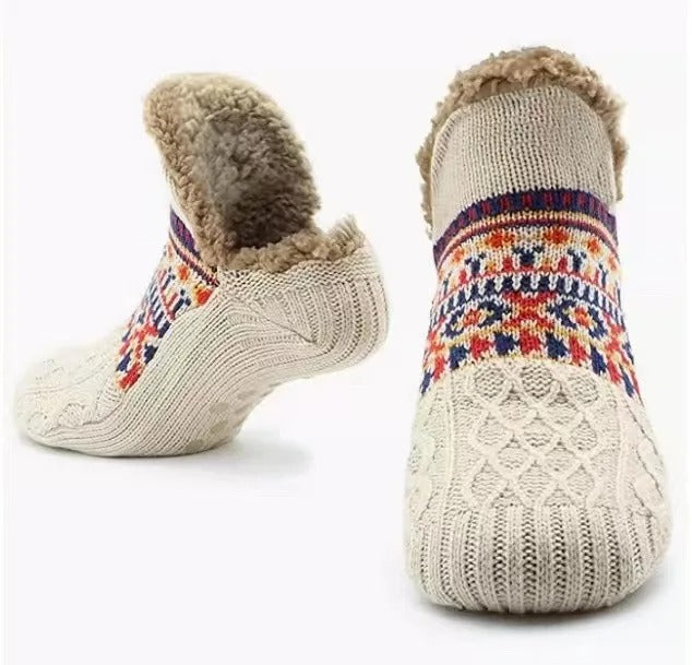 Unisex cozy socks with anti-slip sole 