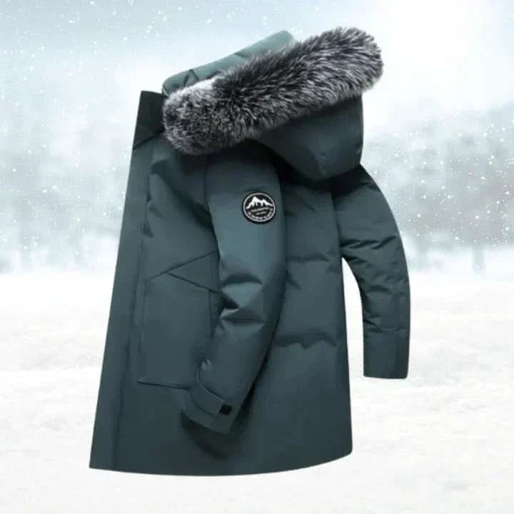 Men's winter parka with hood and water-repellent design
