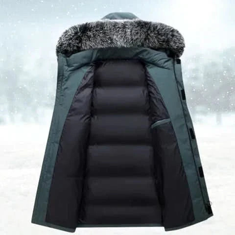 Men's winter parka with hood and water-repellent design