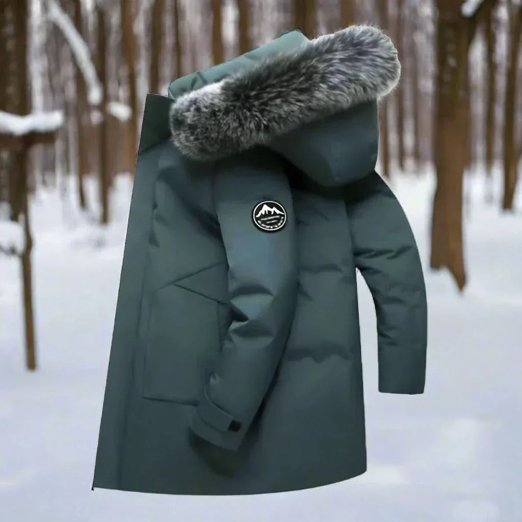 Men's winter parka with hood and water-repellent design