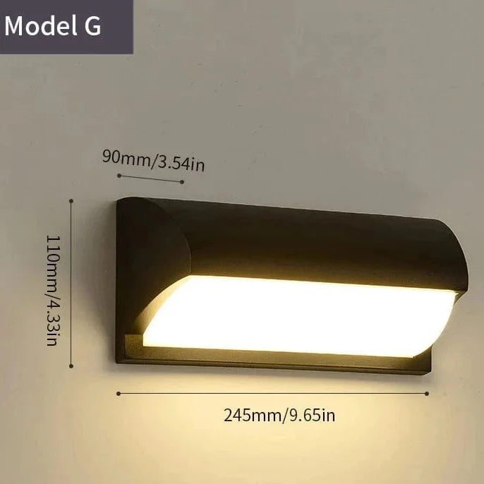 Intelligent solar wall light with motion sensor – weatherproof, energy self-sufficient