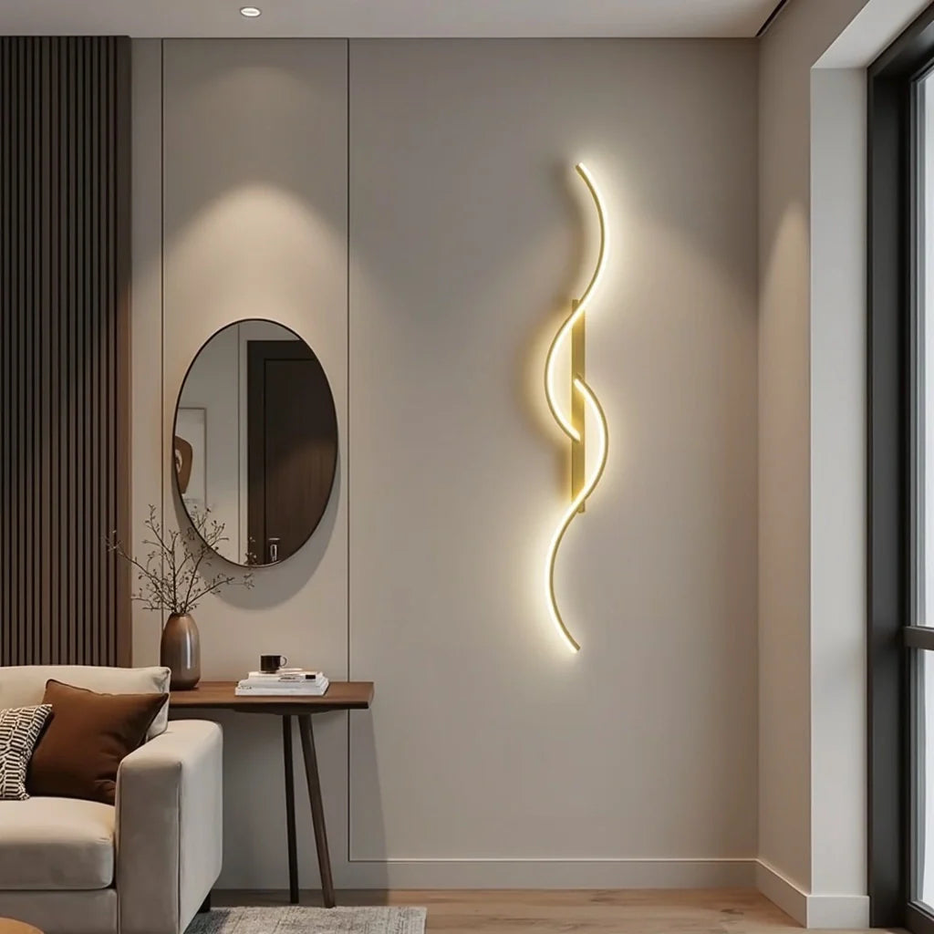 Modern wave LED wall light – dimmable &amp; stylish in gold/black