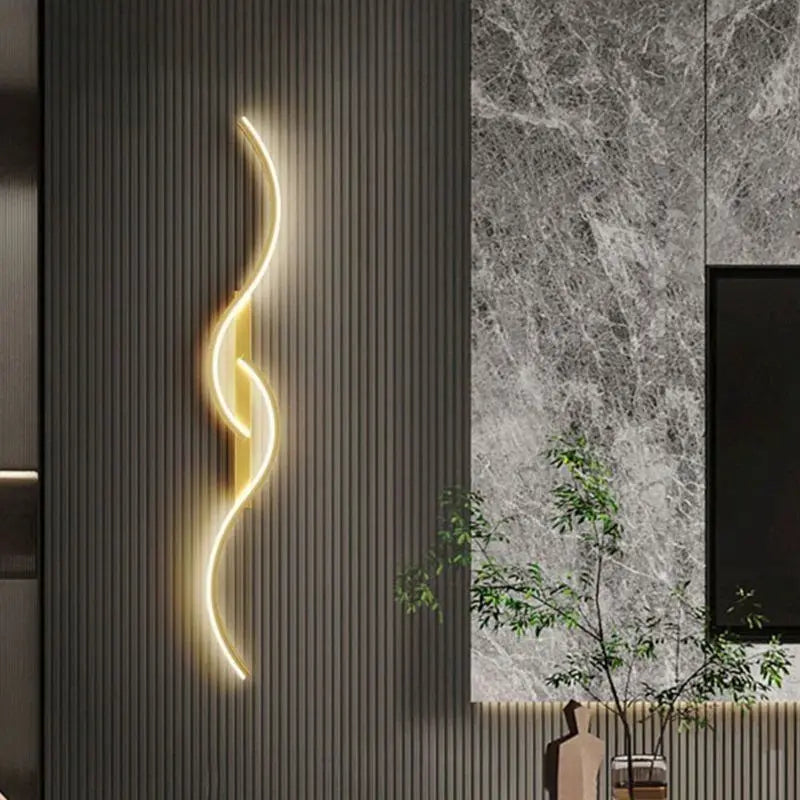 Modern wave LED wall light – dimmable &amp; stylish in gold/black