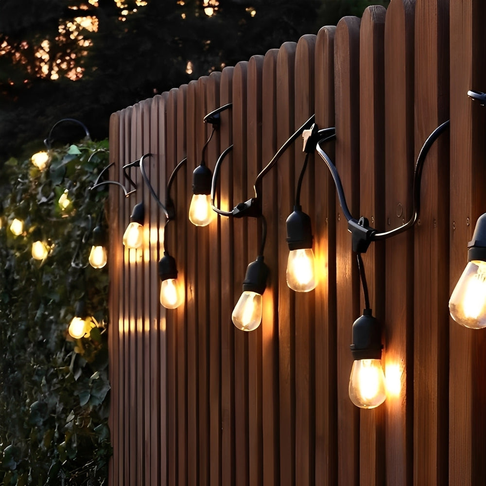 Wasserdichte LED Garten-Lichterkette mit warmem Licht